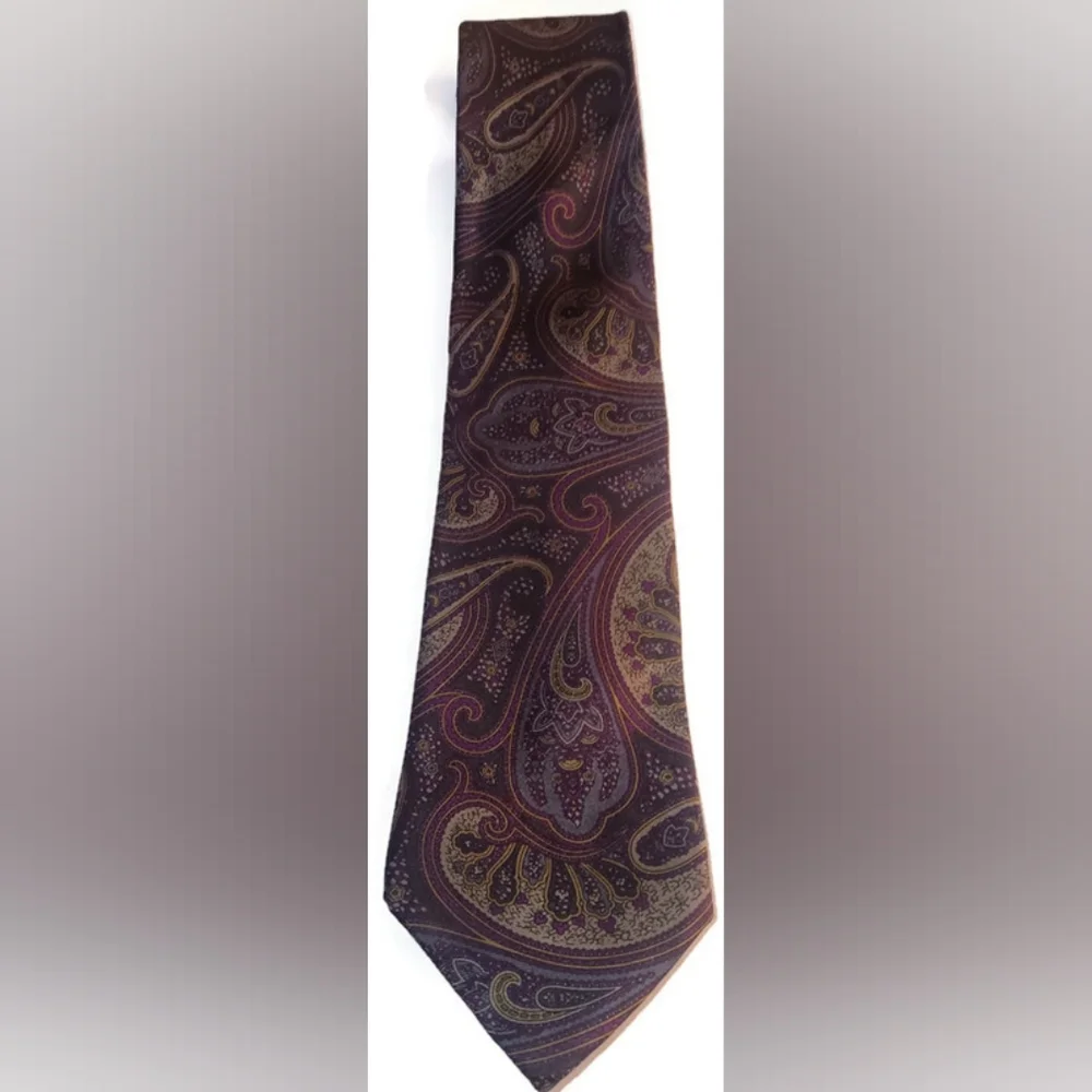Kenneth Cole Men's Tie Set in Brown, Tan, and Purple & KENNETH COLE KEY FOB - Picture 4 of 7